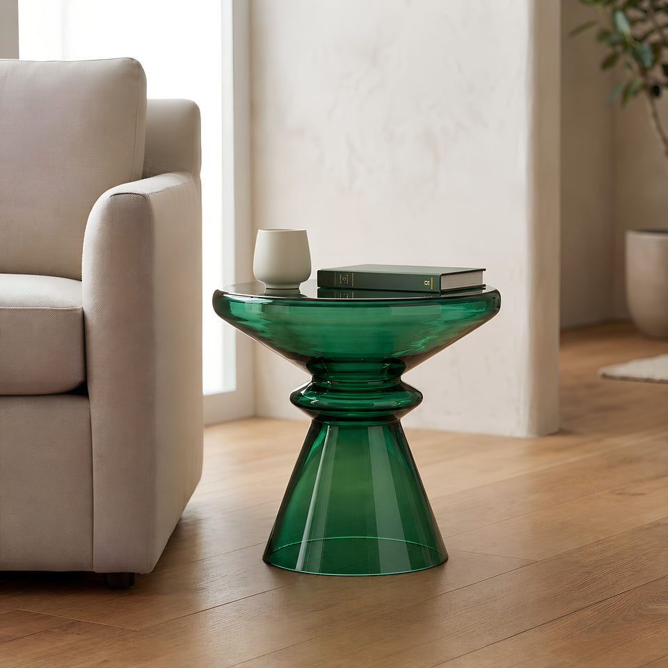 Bold Color. <em>The Right Piece to Carry It.</em>
