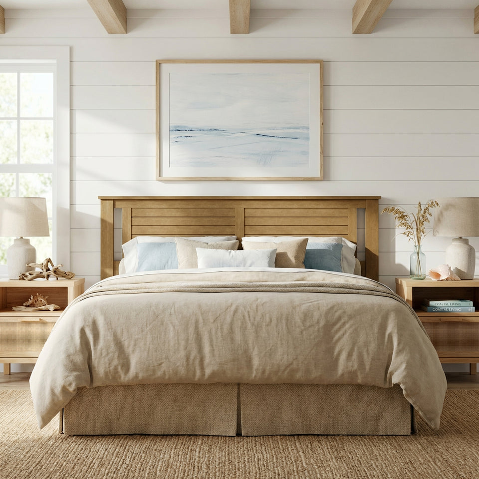 A Headboard That Makes the <em>Whole Room</em>
