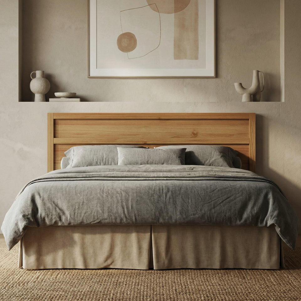 A Headboard That Makes the <em>Whole Room</em>