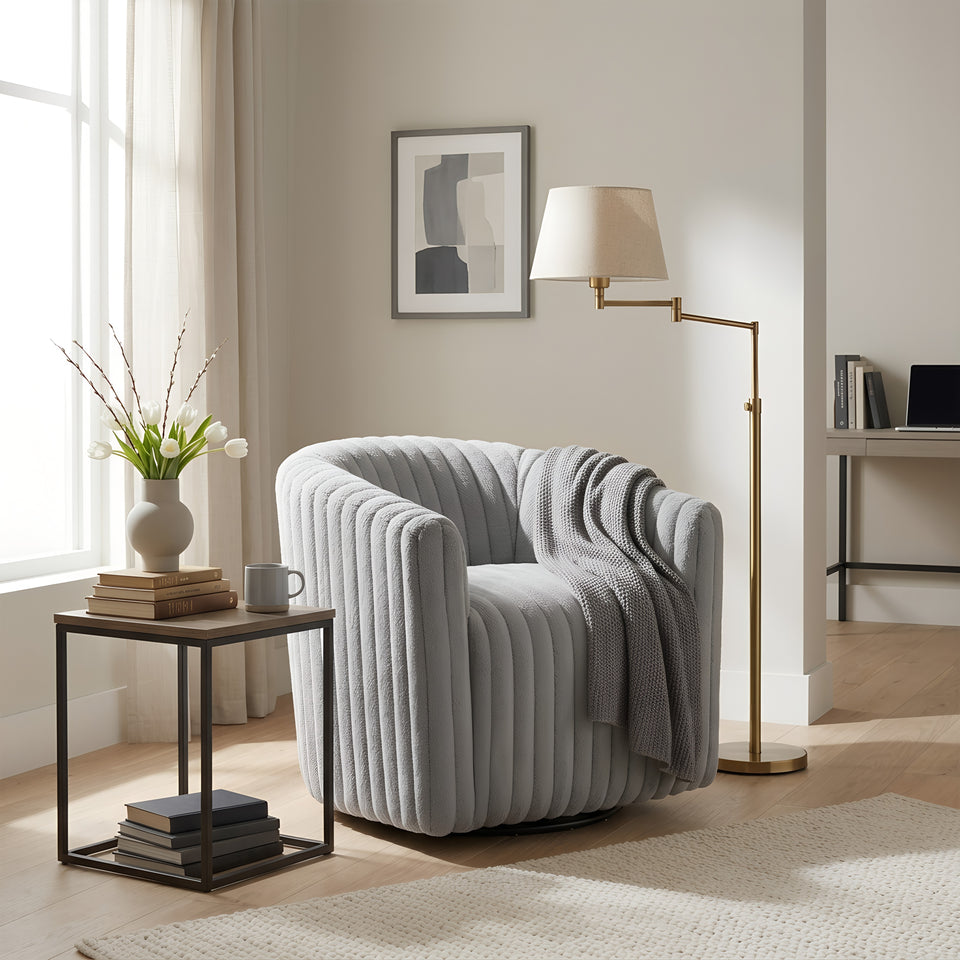 A Bold Piece<em> That Knows How to Share a Room.</em>