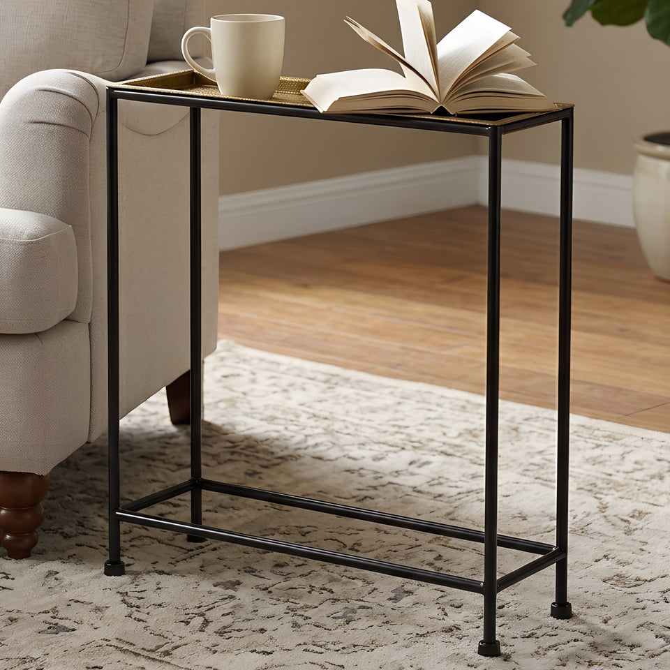 Brass-Look and Black. <em>Every Room.</em>