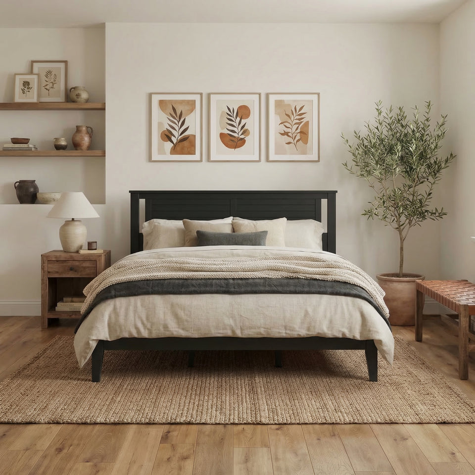 A Headboard That Makes the <em>Whole Room</em>