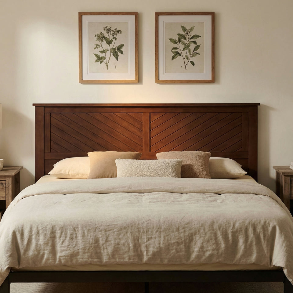 A Headboard That Makes the <em>Whole Room</em>