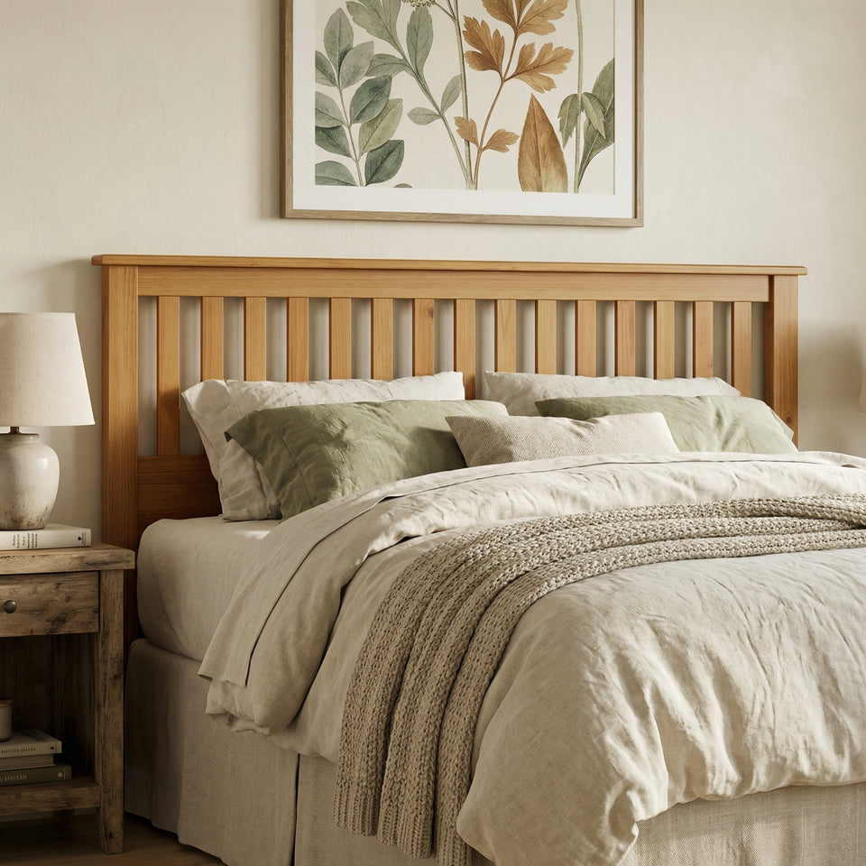 A Headboard That Makes the <em>Whole Room</em>