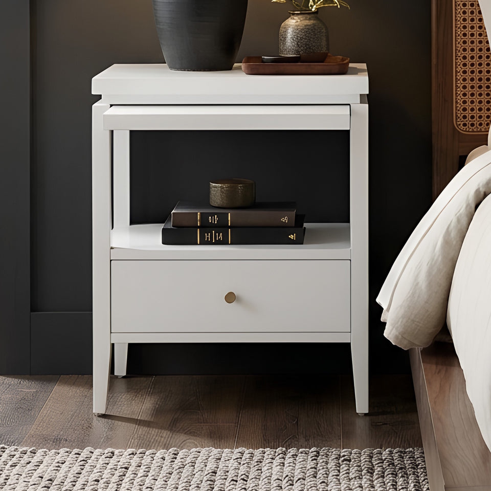 Bold Color. <em>The Right Silhouette to Carry It.</em>